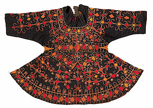   | Woman's tunic [halili petondu]