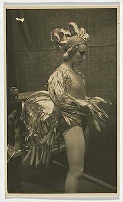 Vene BECK | Riabouchinska waiting in the wings during a performance of Le Coq d'Or