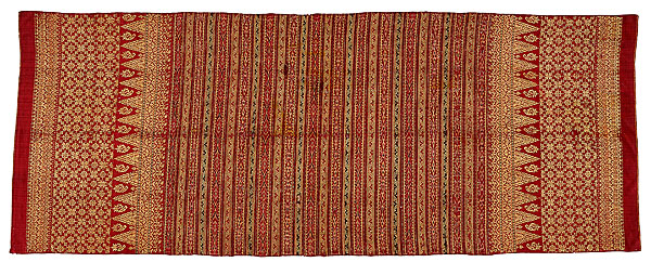   | Ceremonial shoulder cloth [kain songket limar]